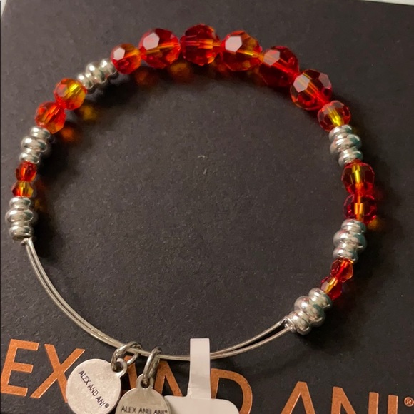 NWT vintage Swarovski bangle - Picture 2 of 3